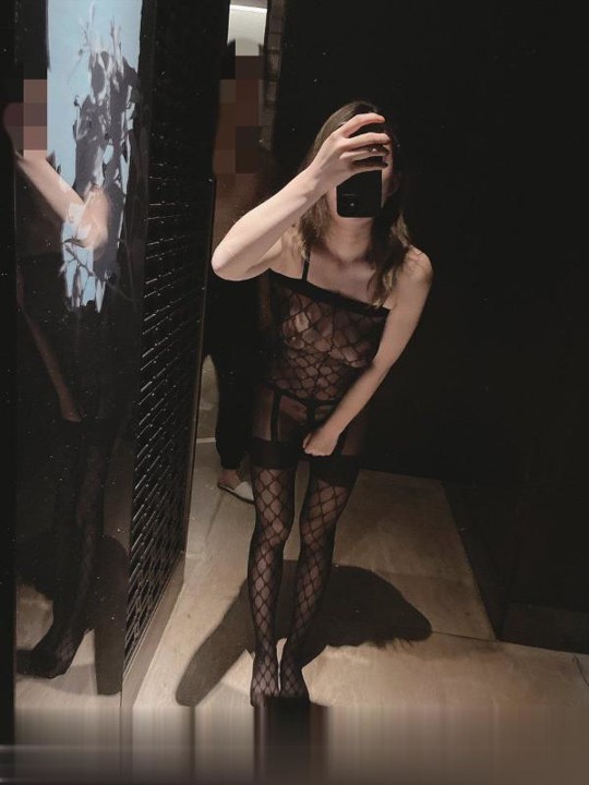 上海品茶风骚制服御姐-1.jpg