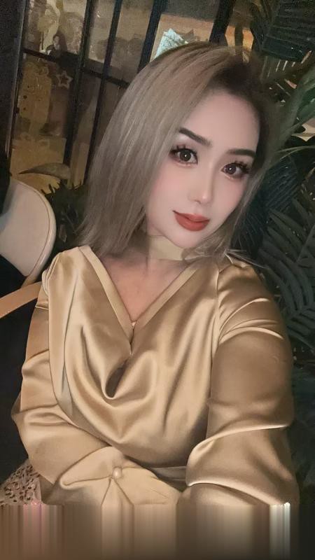 四川-成都大奶子少妇马丽娅-2.jpg